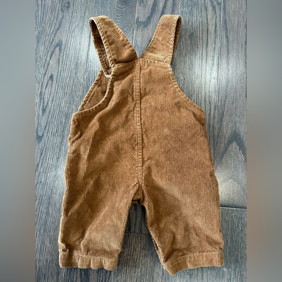 Boys 3 month overalls - Picture 2 of 2